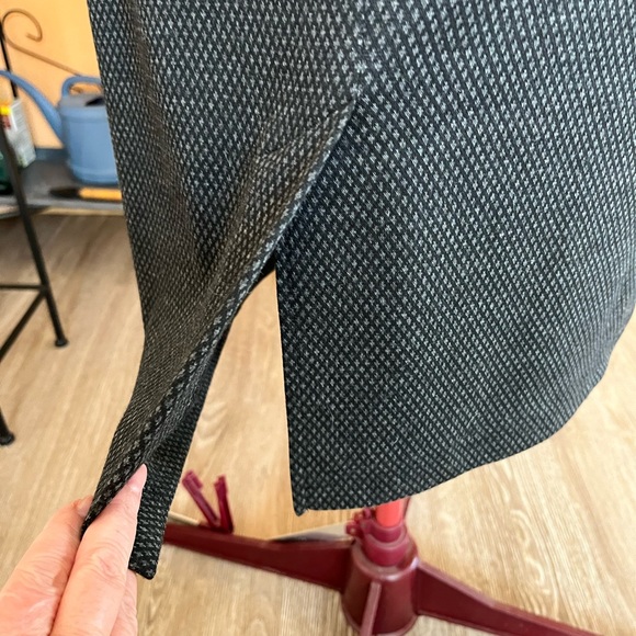 Elegant warm and soft dress. Size Xl. - Picture 3 of 6